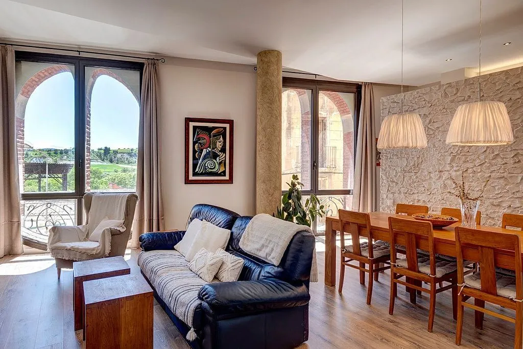 Söögituba - Apartment with Industrial Charm in Igualada Centre