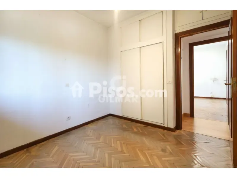 Toad - Apartment with Skyline Views in Arganzuela