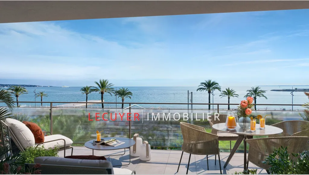 Terrasse - Appartement 3 Pièces avec Vue Mer à Golfe-Juan