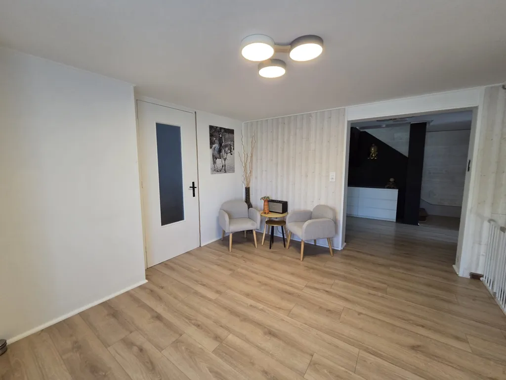 Séjour - Villa Rénovée avec Piscine sur les Hauteurs de Penne d'Agenais