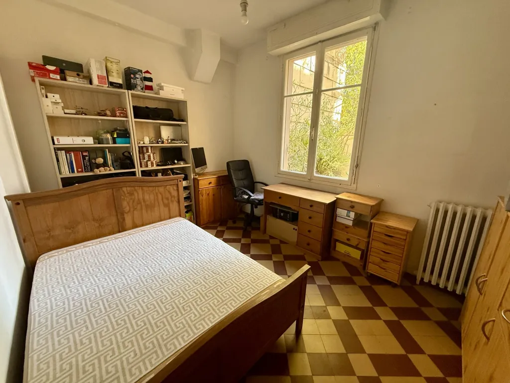Chambres - Appartement T2 avec Grande Terrasse à Carcassonne