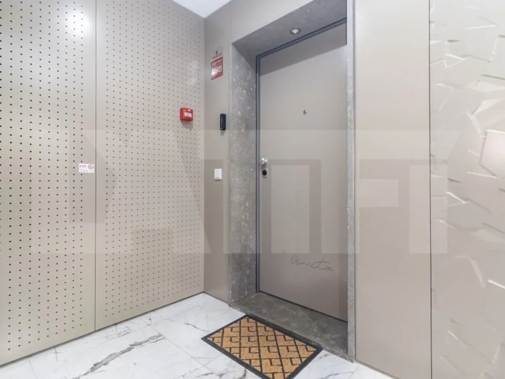 Esik - Luxury Duplex with Private Parking in Montijo