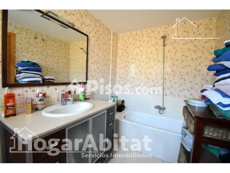 Vannitoad - Semi-New Adosado with Jacuzzi in Bellreguard