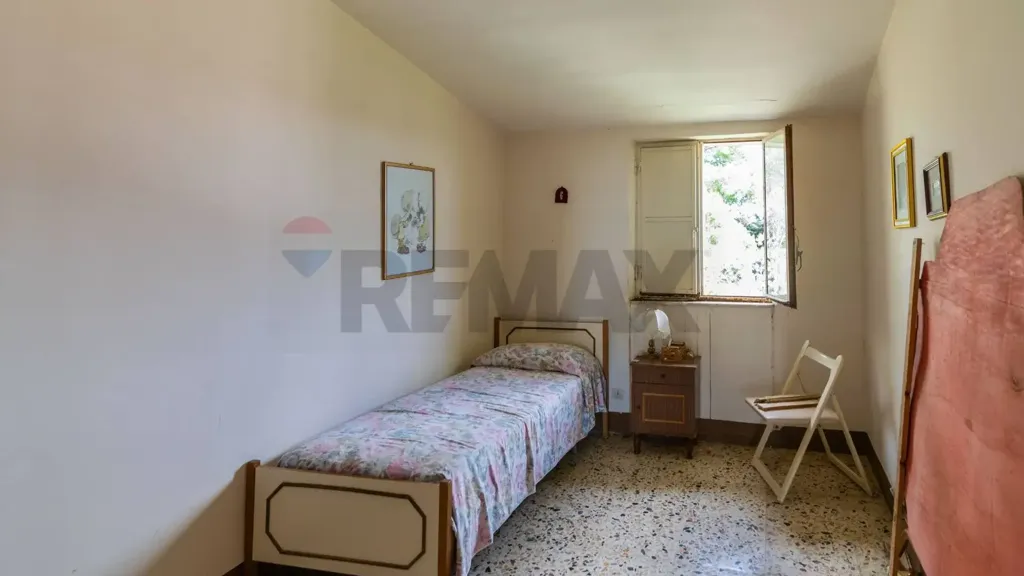 Magamistoad - Bifamiliar Villa with Garden in Piazza Armerina