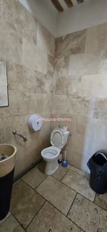 Salles de bain - Commerce avec Terrasse Privative à Manosque