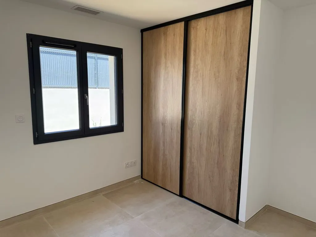 Pièces - Contemporary House with Pool Potential in Sérignan