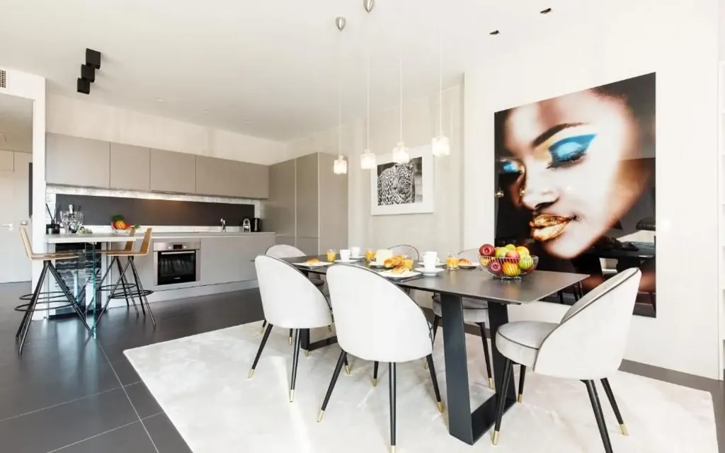 Salle à manger - Appartement rénové avec balcon à Cannes