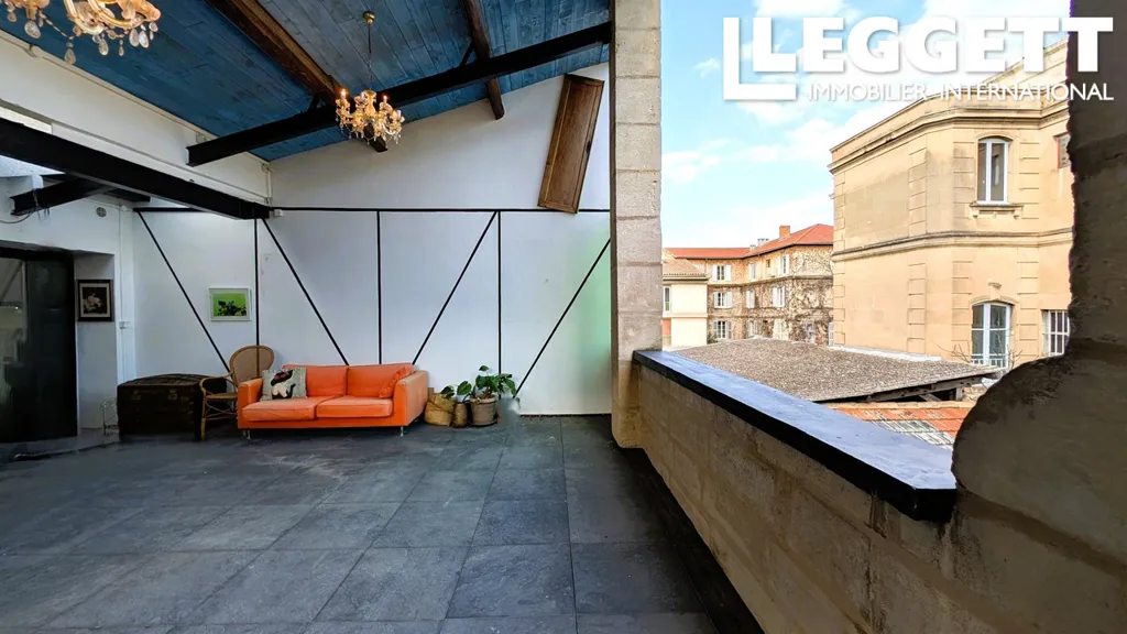 Aed - Top-Floor Apartment with Terrace in Avignon
