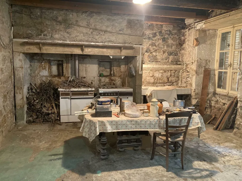 Cuisine - Maison de Maître en Pierre à Valette