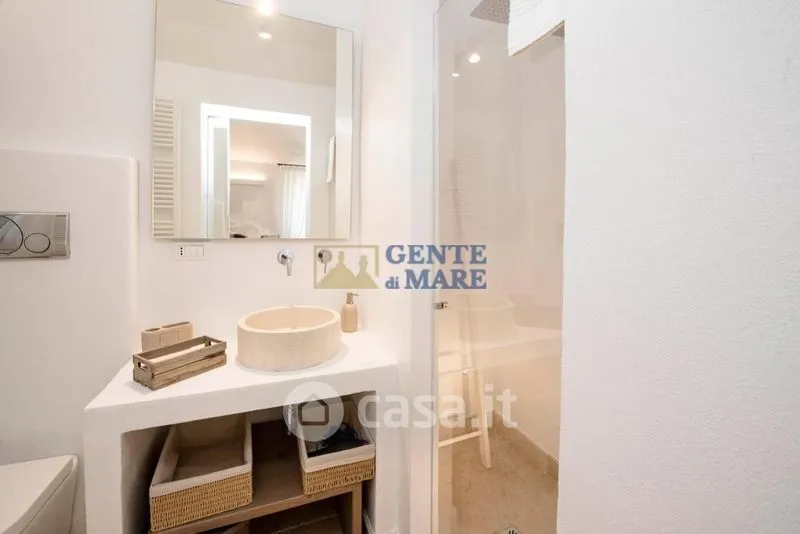 Bathrooms - Luxury Villa with Pool in Ostuni