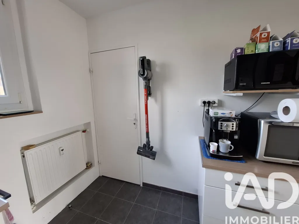 Cuisine - Appartement T2 Rénové dans Résidence Calme à Beauvais