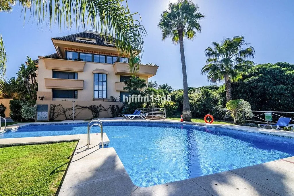 Bassein - Duplex with Pool in Casco Antiguo