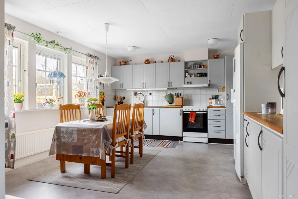 Kitchen - 1-Storey Villa with Garden in Skåne