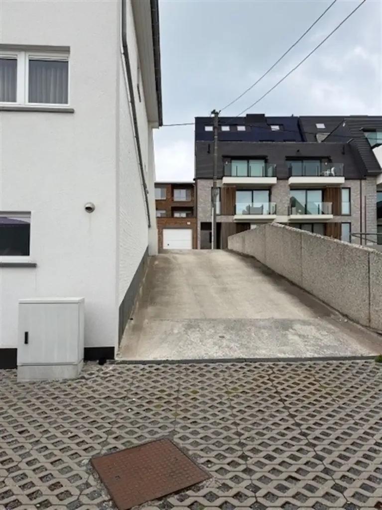 Extérieur - Double Garage en Centre à Middelkerke