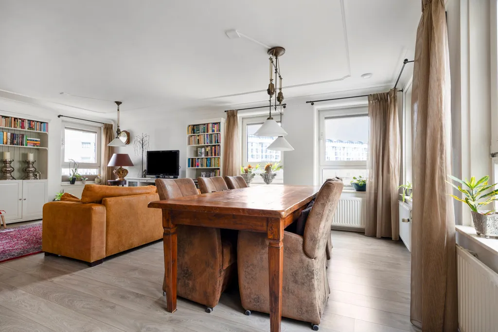Söögituba - Apartment with South-West Terrace in Scheveningen