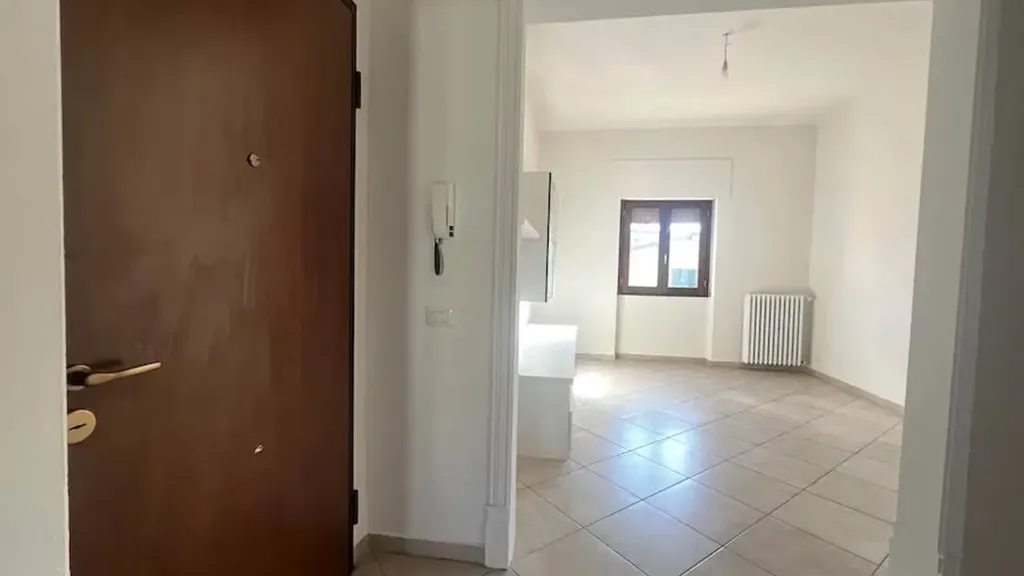 Esik - Apartment with Balcony in Rosignano Marittimo