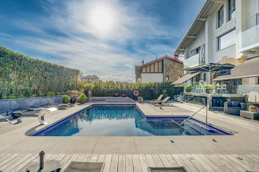 pool_area