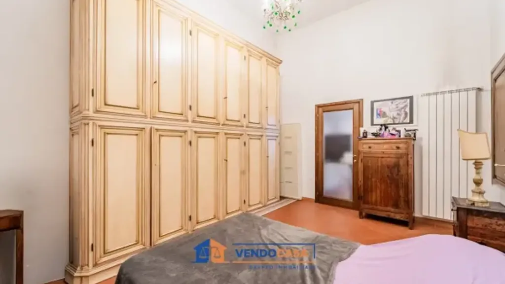 Chambres - Penthouse with Private Courtyard in Central Florence