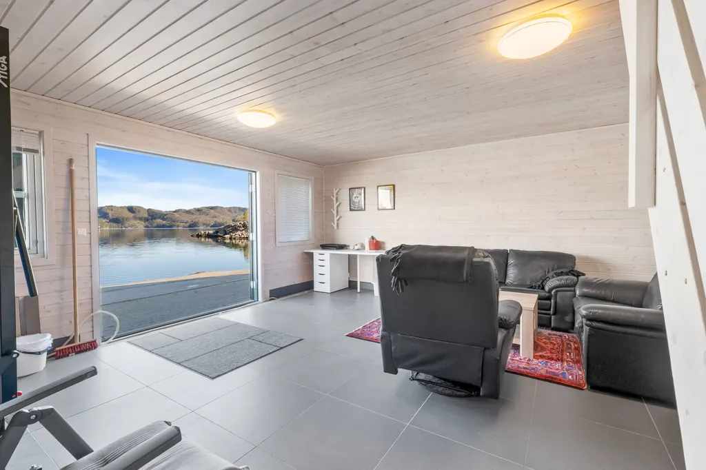 Pièces - Fritidsbolig with Sea View in Lindesnes