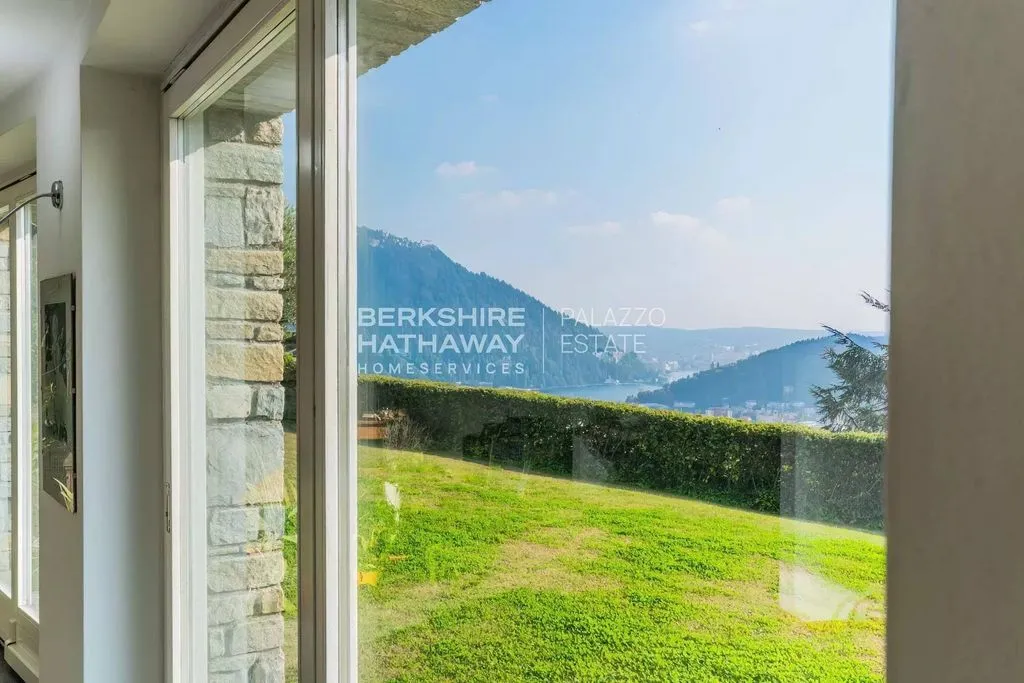 Terrass - Luxury Villa with Lake Views in Cernobbio