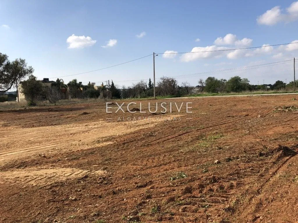 Jardin - Building Land with Pool Project in Almancil