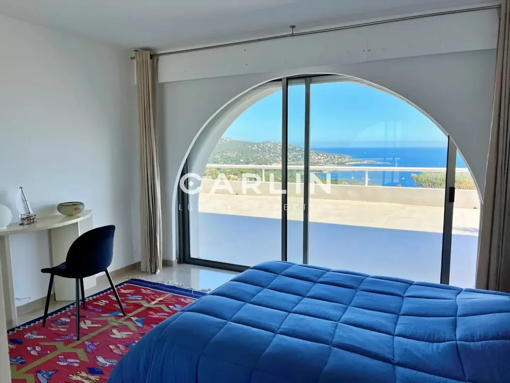 Magamistoad - Villa with Panoramic Sea View in Sainte-Maxime