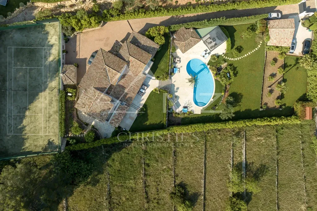 Õhuvaade - 5-Bedroom Villa with Sea View in Mougins