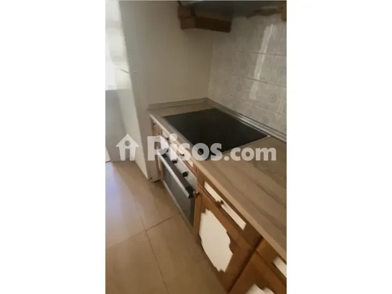 Cucina - Student Flat with Balcony near Canalejas