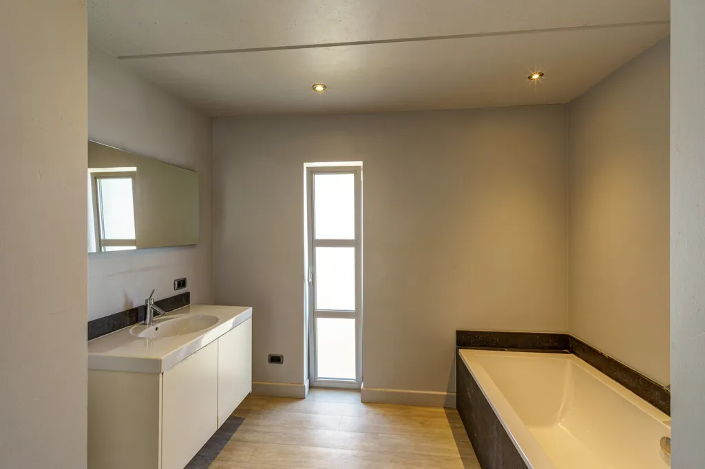 Bagni - Villa with Extensive Kellergeschoof in Putte
