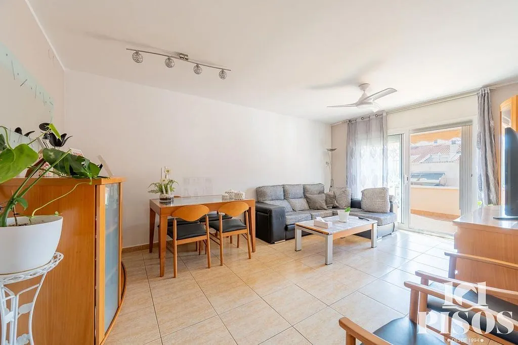 Terraced House with Balcony in Ca n'Oriol