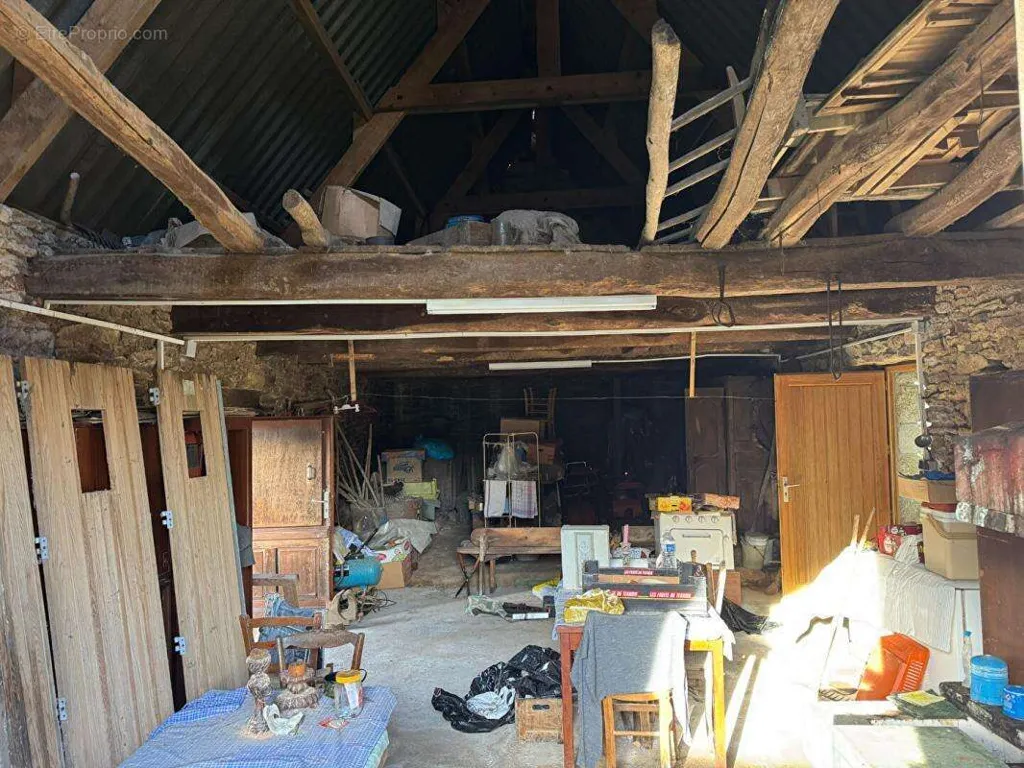 Buanderie - Maison en Pierres avec Terrain à Landévant