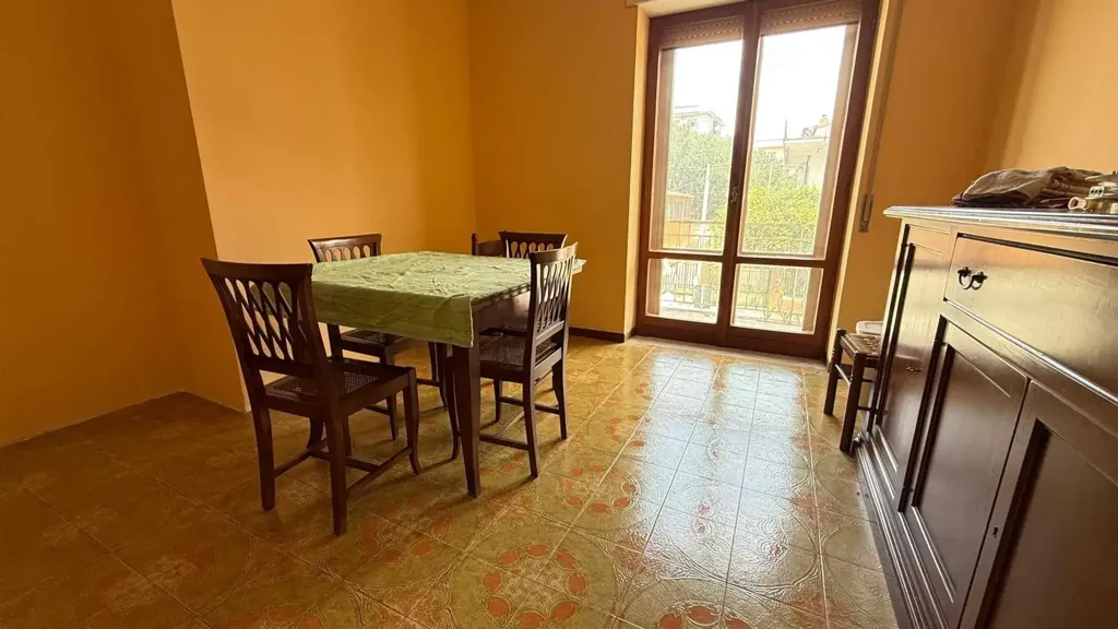 Söögituba - Apartment with Parking in Caserta