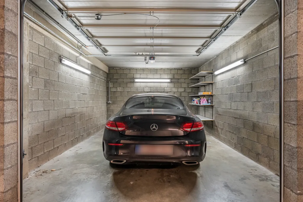 Garage - Appartement de luxe avec terrasse ensoleillée à Hasselt