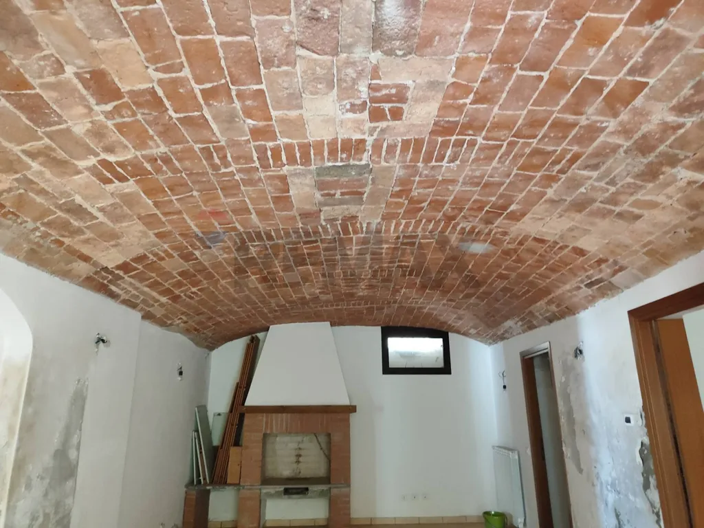 Toad - Medieval-Style Flat with Terrace in Frassinello Monferrato