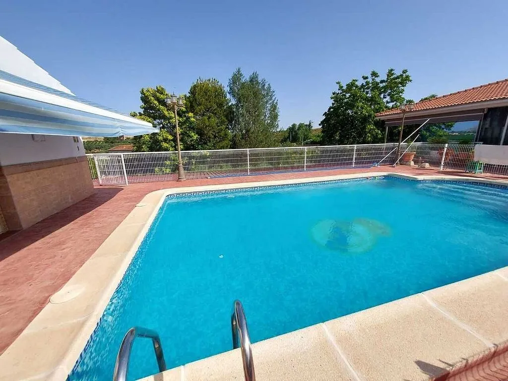 pool_area