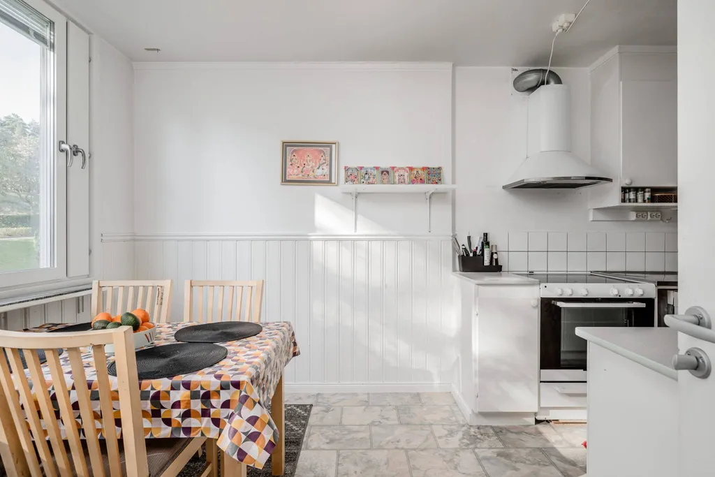 Dining Room - Apartment with Balcony in Stockholm