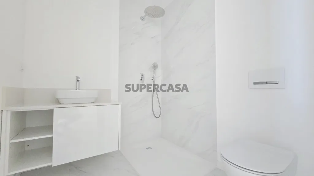Salles de bain - Contemporary House with Sea View in Ajuda