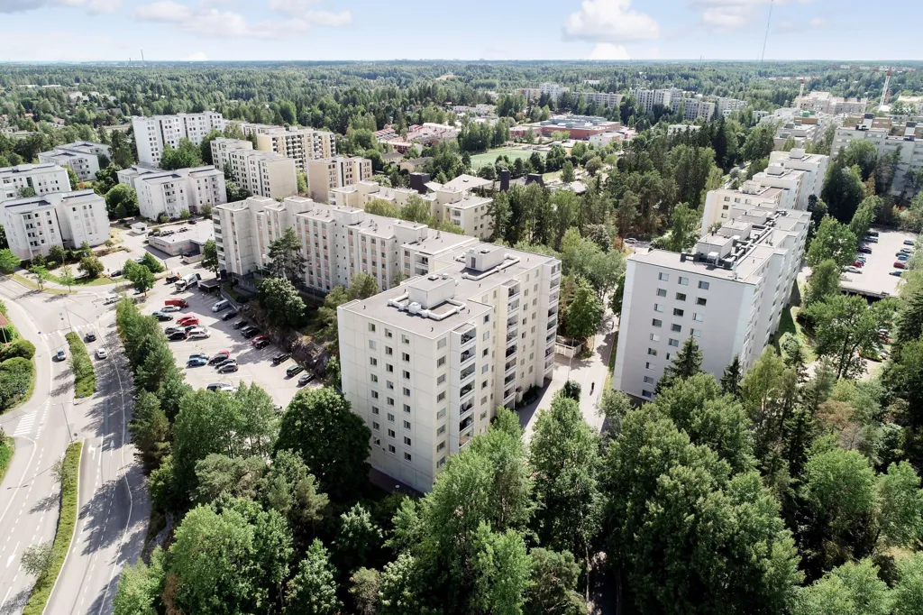 Vue aérienne - Spacious 4-Bedroom Flat with Balcony in Suvela, Espoo