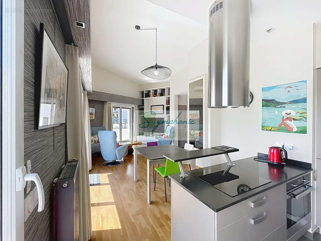 Köök - Apartment with Panoramic Mountain View in Chambéry