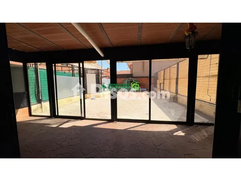 Terrasse - Apartment with Patio in Yuncler