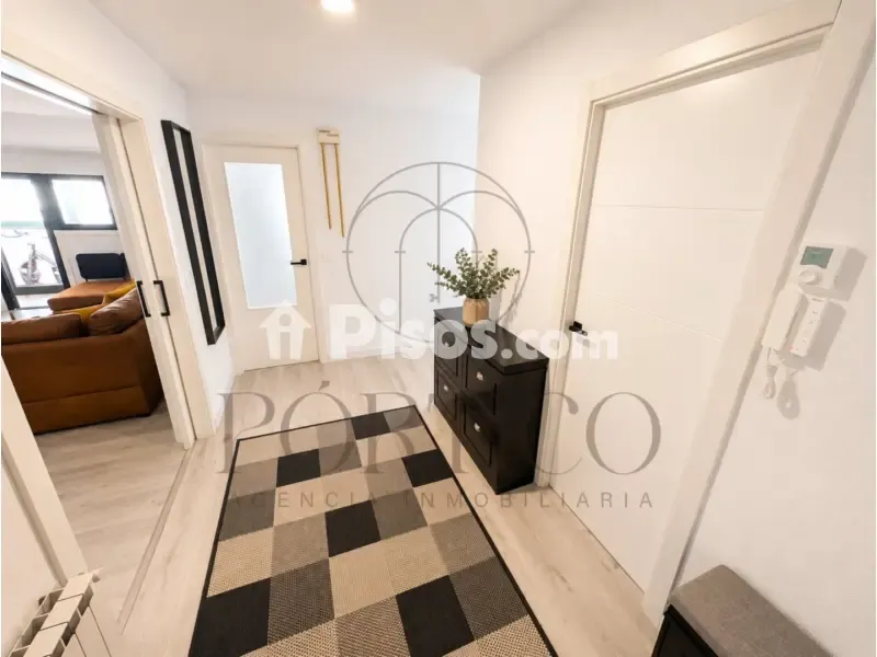 Esik - Penthouse with East View in Tui