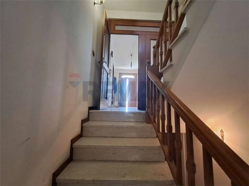 Toad - Villa with Terrace in Serravalle