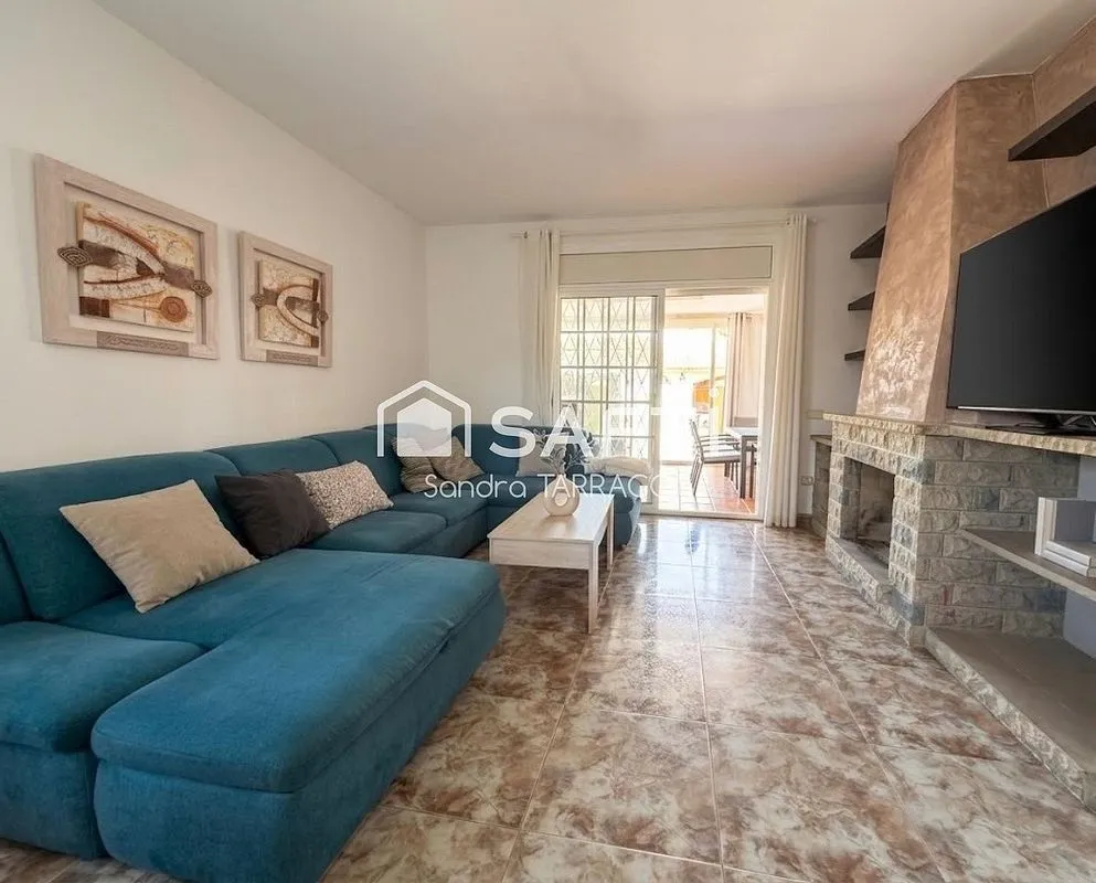 Elutuba - Family House with Pool in Cunit