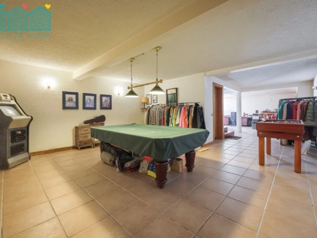 Pièces - Luxury Villa with Pool in Aveiro
