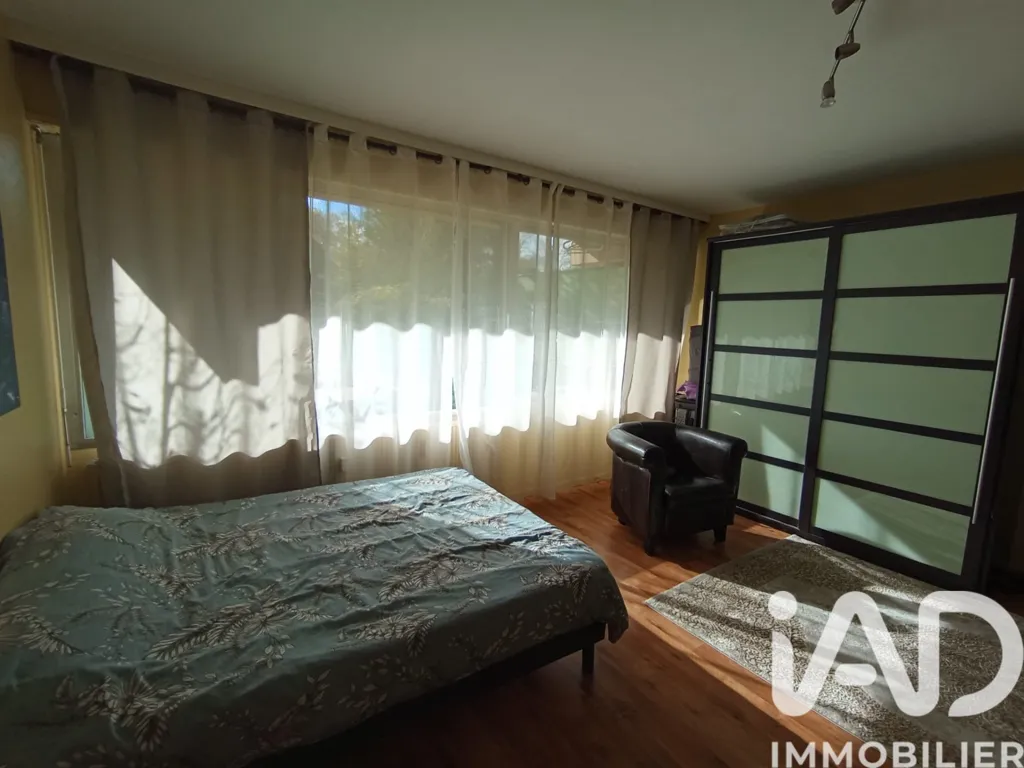 Bedrooms - Studio with Terrace in Mulhouse