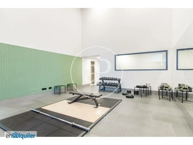 Toad - Modern Flat with Pool in Arganzuela, Madrid