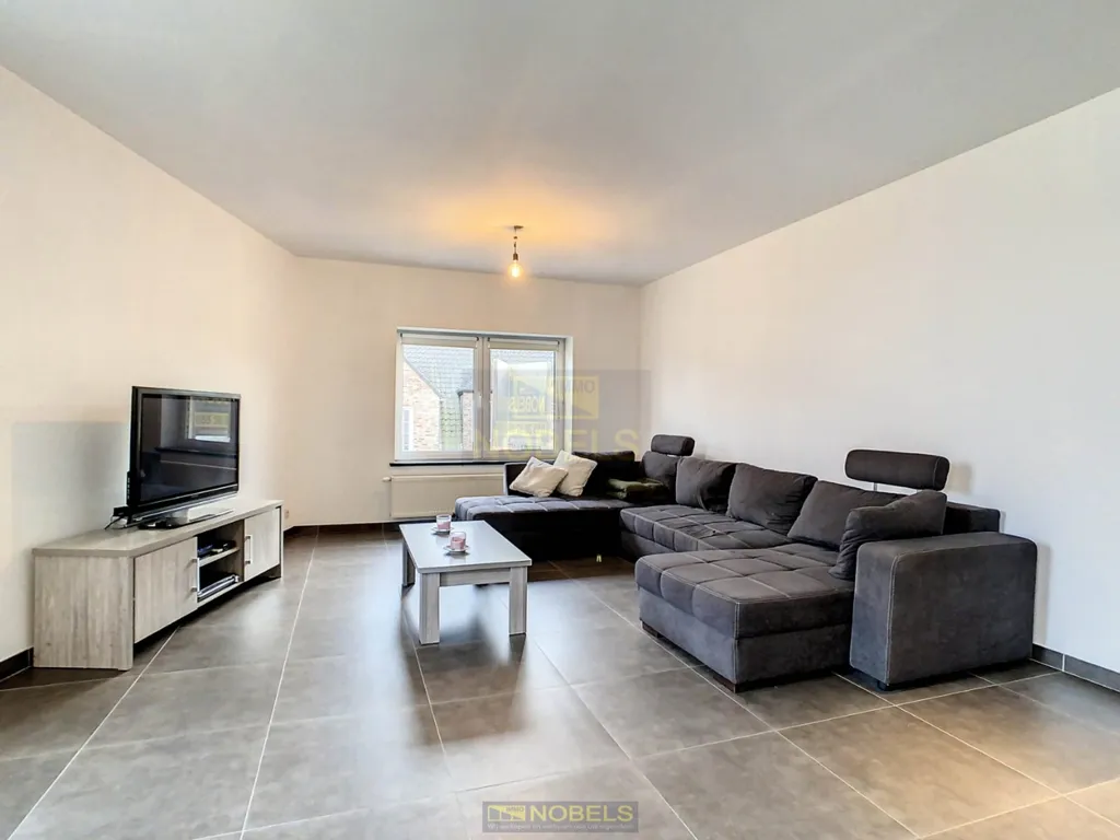 Séjour - Local commercial avec appartement à Dikkelvenne