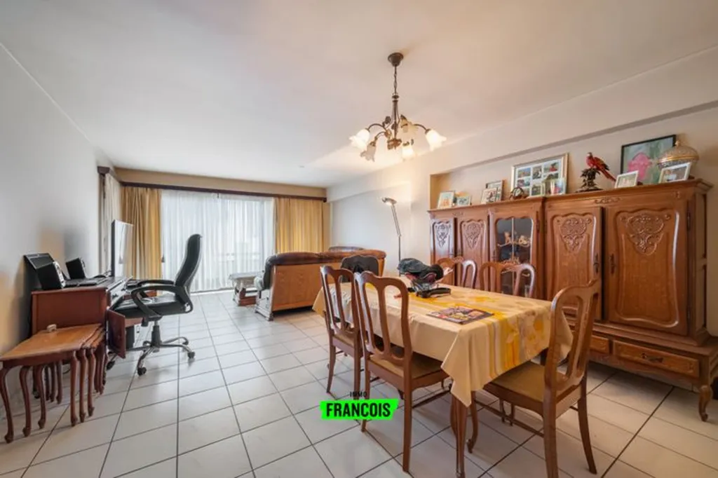 Sala da pranzo - Spacious Apartment with Terrace in Central Ostend