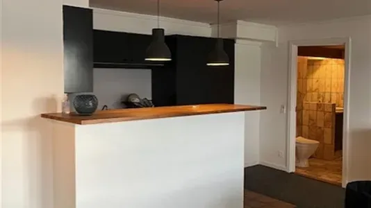 Cuisine - Office Space with Lake View in Østerbro