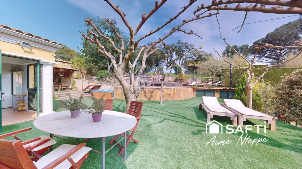 Terrasse - Luxury Villa with Pool in Golf District, Girona